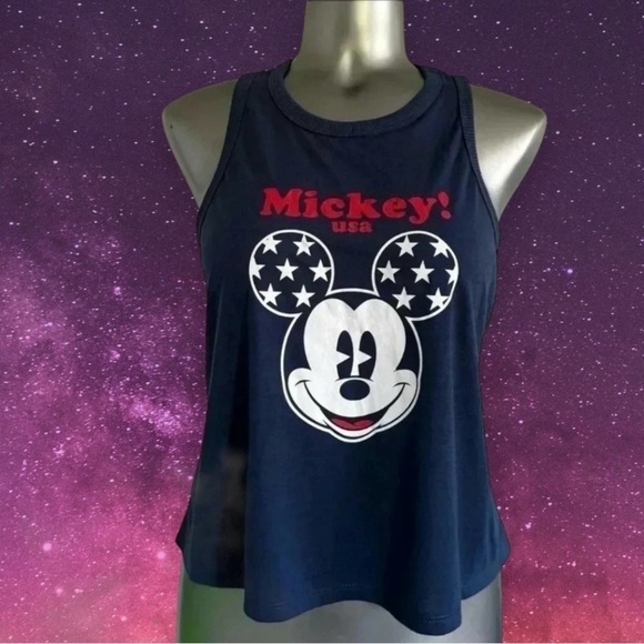 🆕Women’s  Mickey USA Shirt - Picture 2 of 15